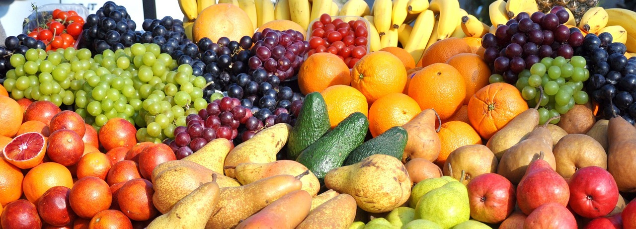 frutas coloridas lado a lado
